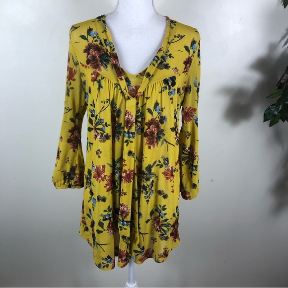 Ember Women’s Floral long sleeve Pullover front tie Top Sz Med # ST5126 - Picture 1 of 8